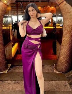 Aditi Slim call girls In Gurgaon Gurgaon vip call girls service