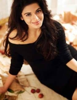 Simran 22 year call girl in Gurgaon 